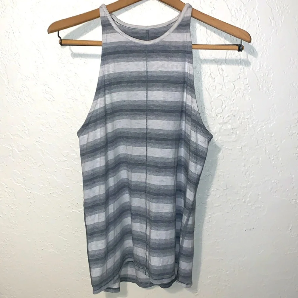 Lululemon Tank Top Racerback Striped Gray White Find Your Zen Size 4